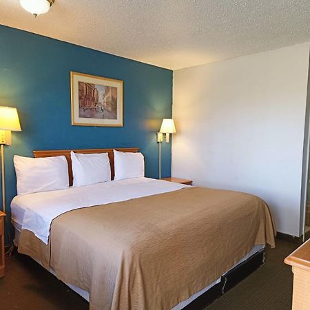 Executive Inn By Oyo Kilgore North מראה חיצוני תמונה